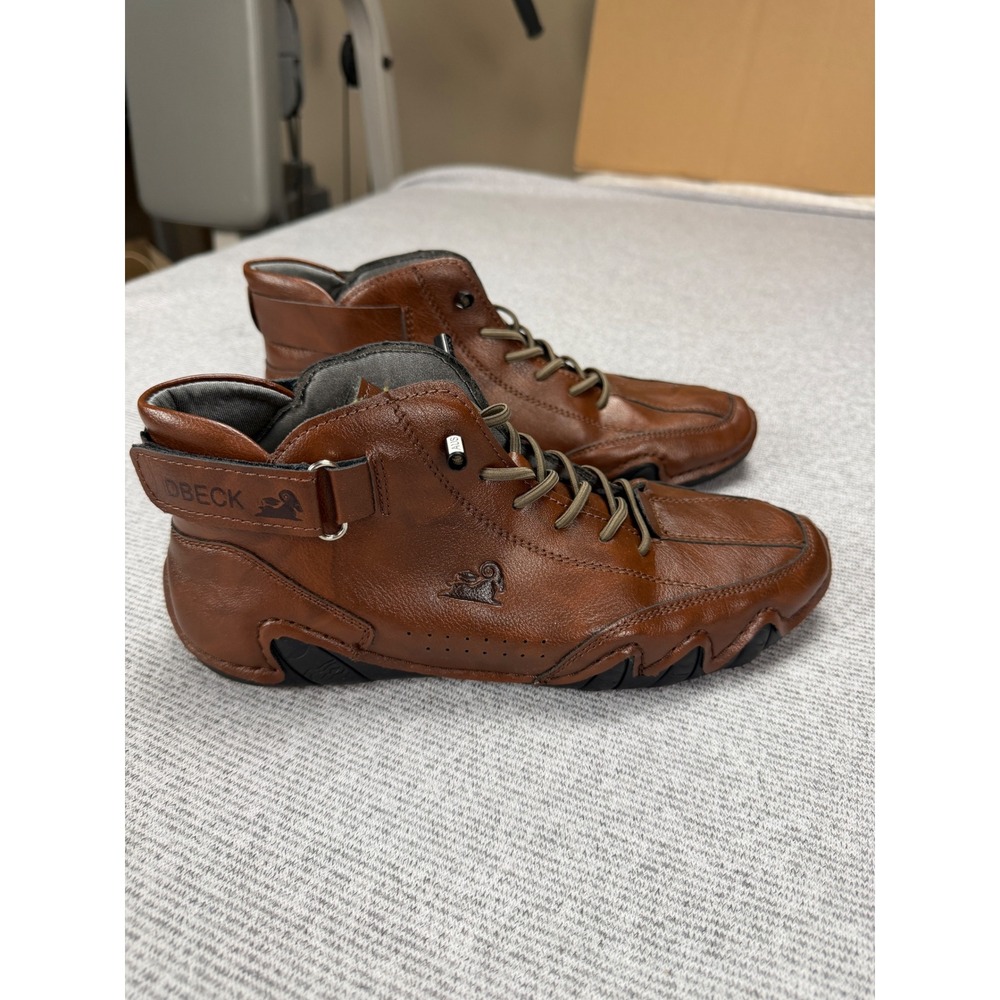 DBECK Mens Brown Leather High Top Walking Shoes Boots Size 39‎